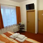 Hotel Habitat 16 Praga